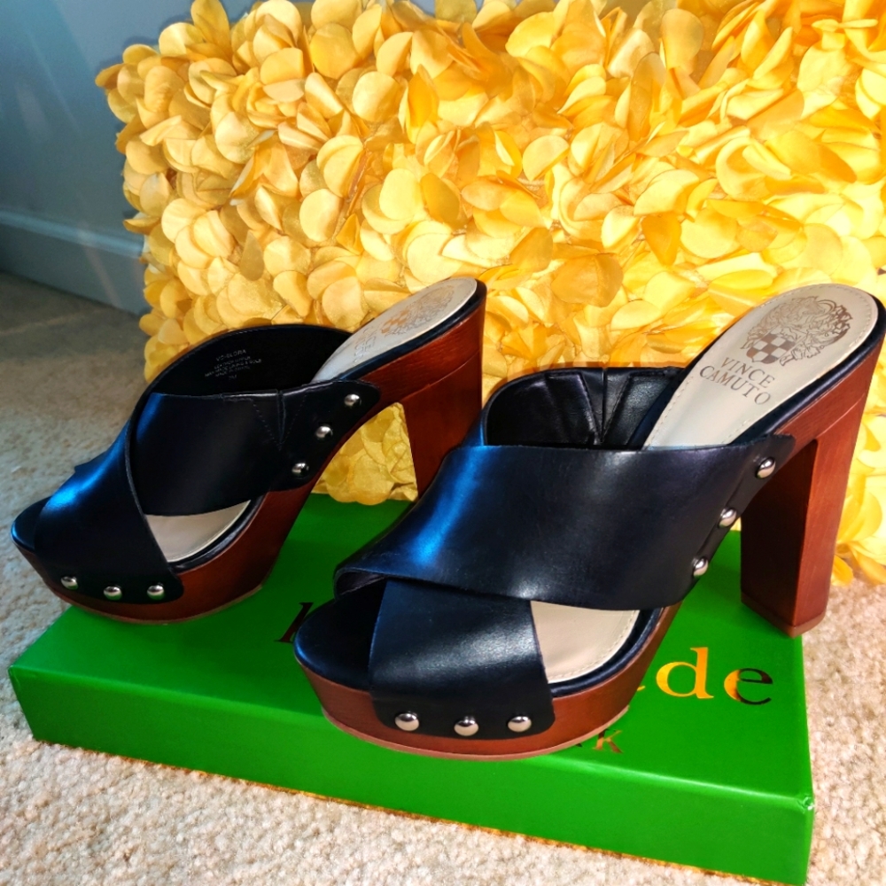 Vince Camuto black Mule